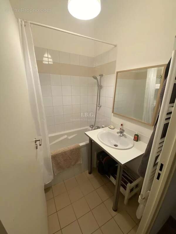 Appartement à MARSEILLE-2E