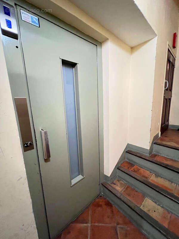 Commerce à AIX-EN-PROVENCE