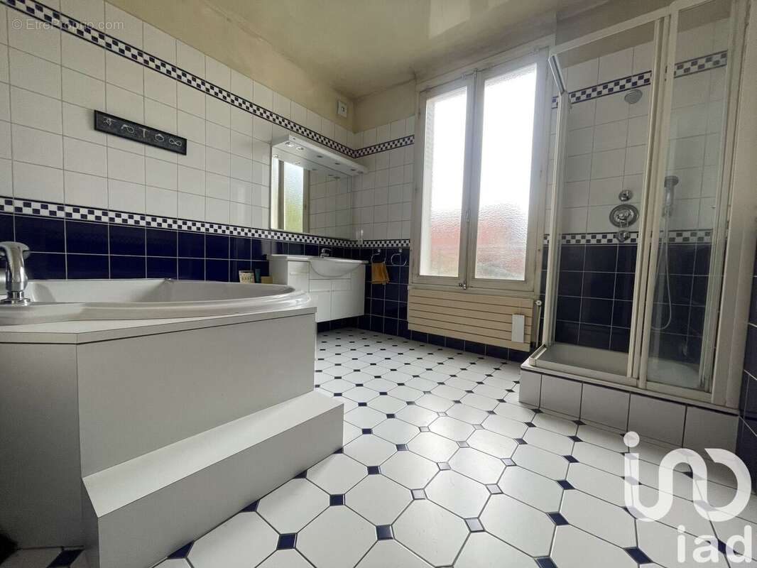 Photo 6 - Maison à BRUNOY