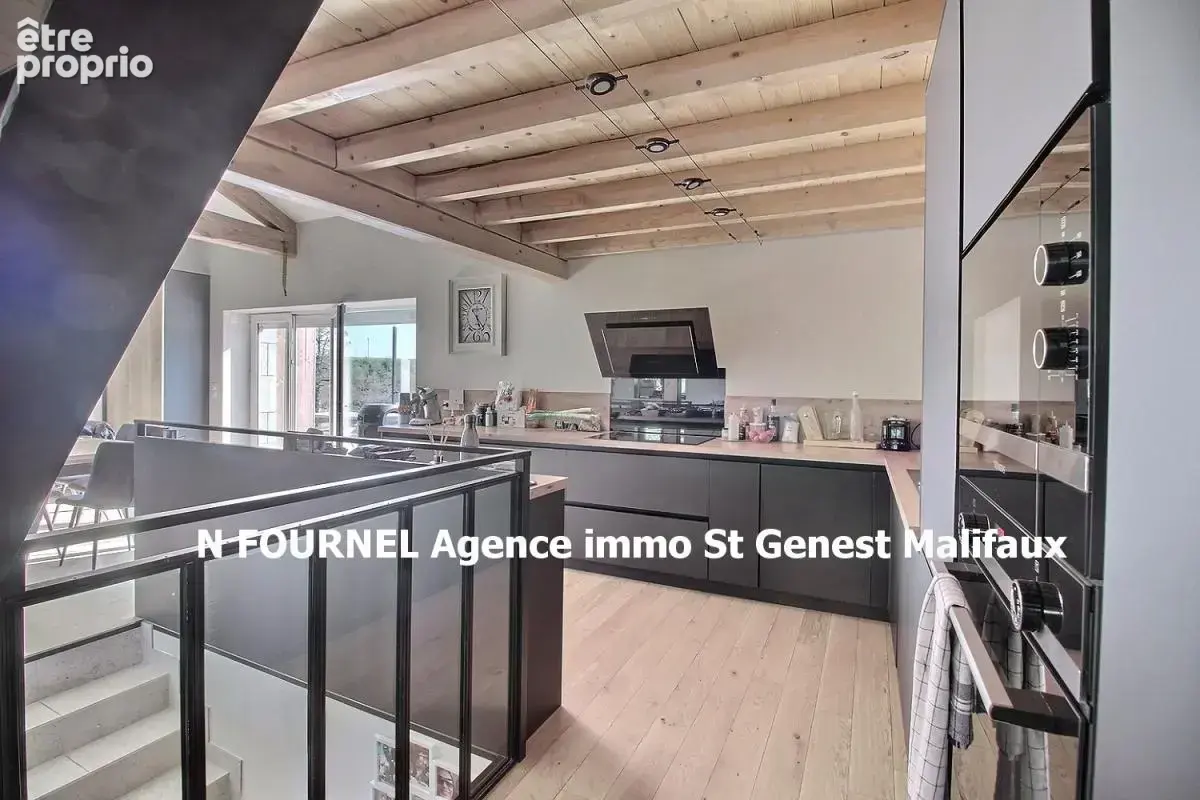 En exclusivite saint genest malifaux à vendre : murs et fonds de commerce restaurant ? avec appartement privatif au dessus - photo 7