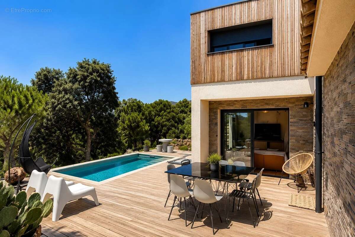 Maison à LE LAVANDOU