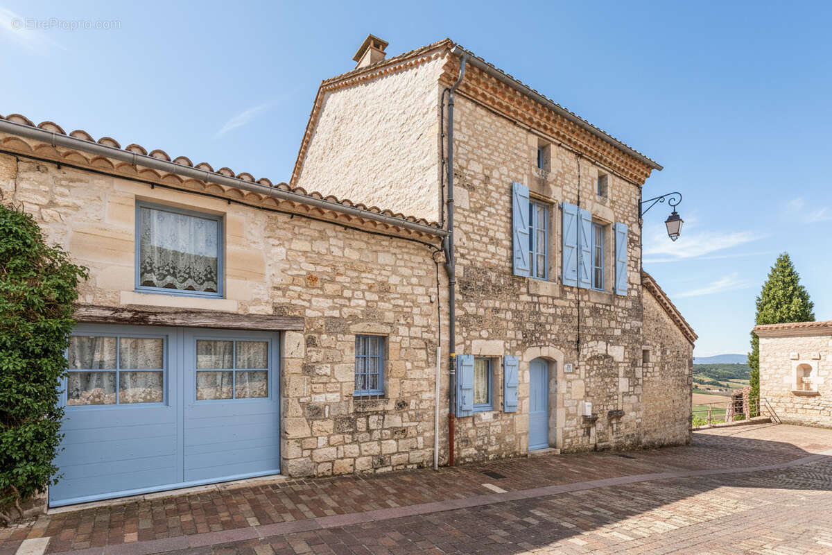 Maison de village avec piscine et jardin - photo 15