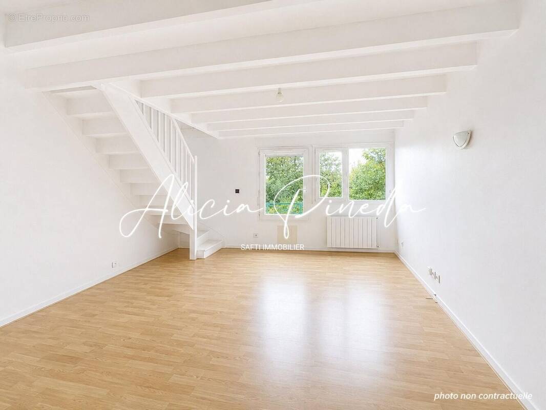 Photo 1 - Appartement à LE PERRAY-EN-YVELINES