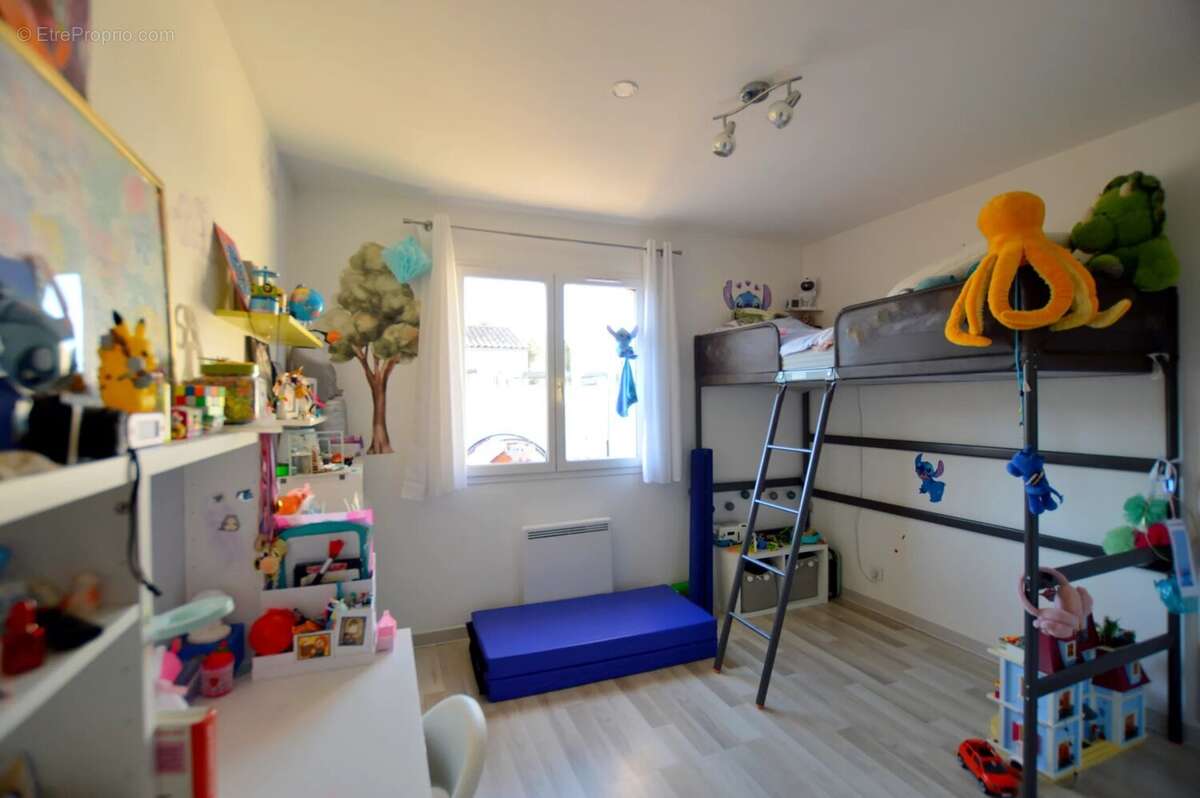 Maison à VILLENEUVE-LES-MAGUELONE