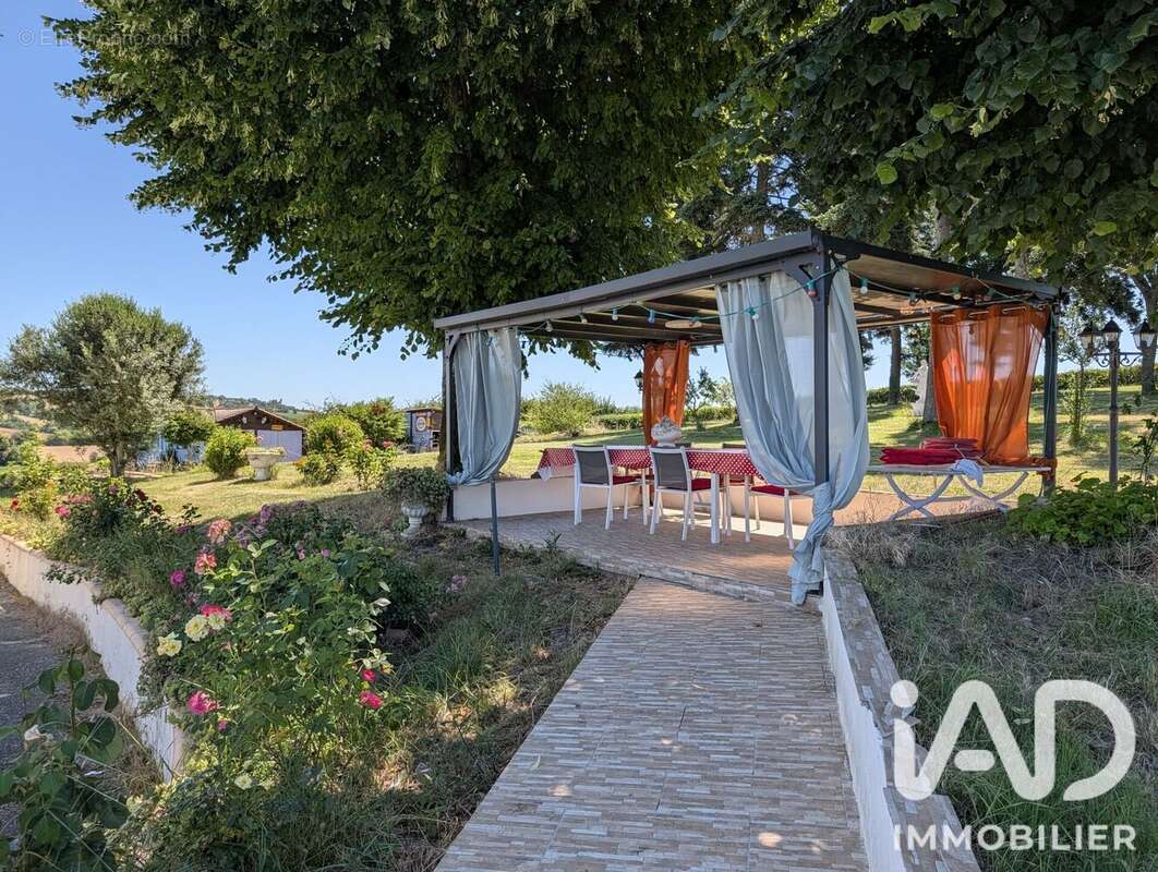 Maison 224 m² à Francescas  - photo 4