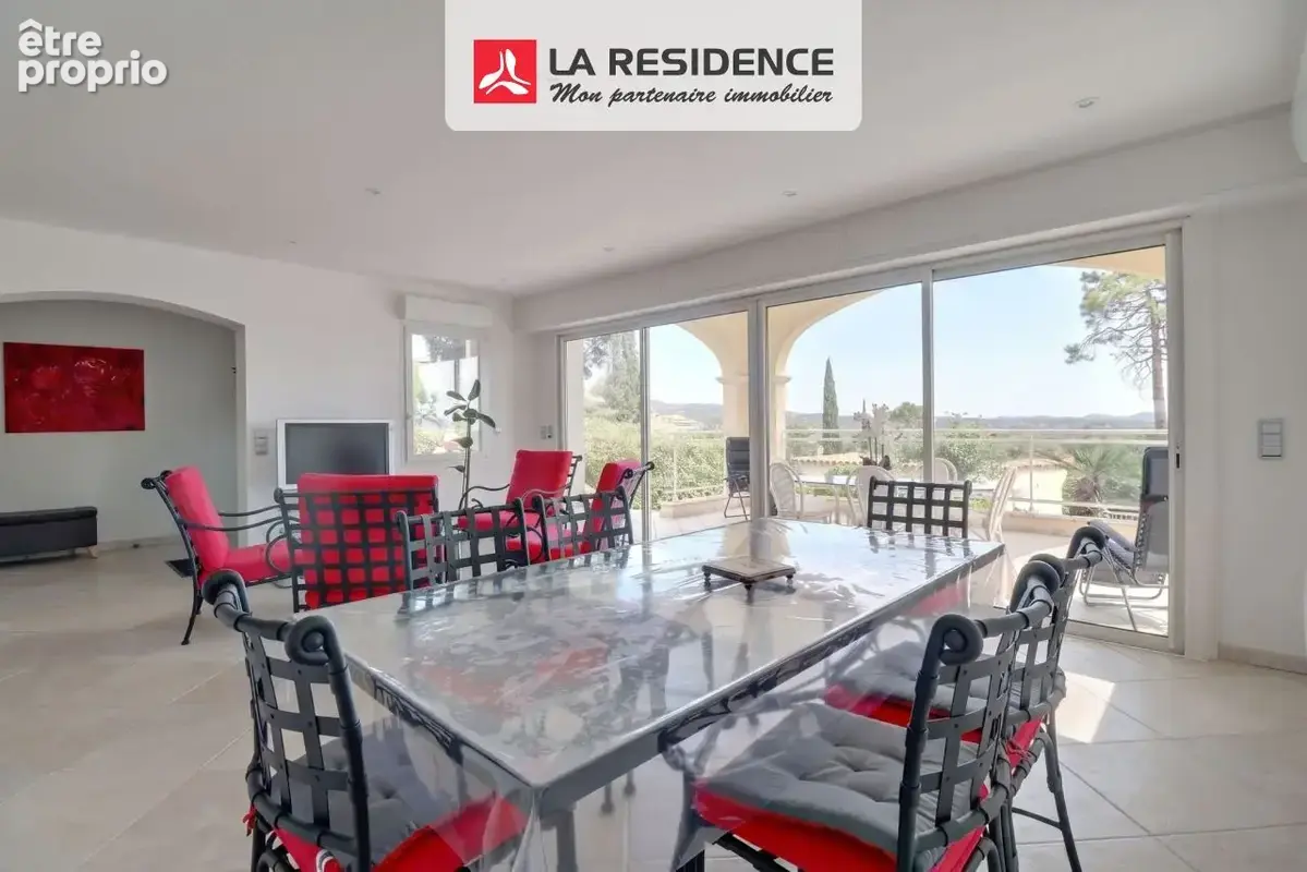 Maison 138 m² à Frejus  - photo 6