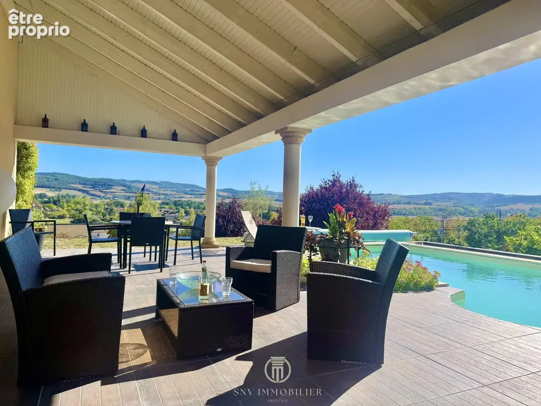 Villa style Île-de-France avec vue - 4 chambres - piscine - garage - photo 23