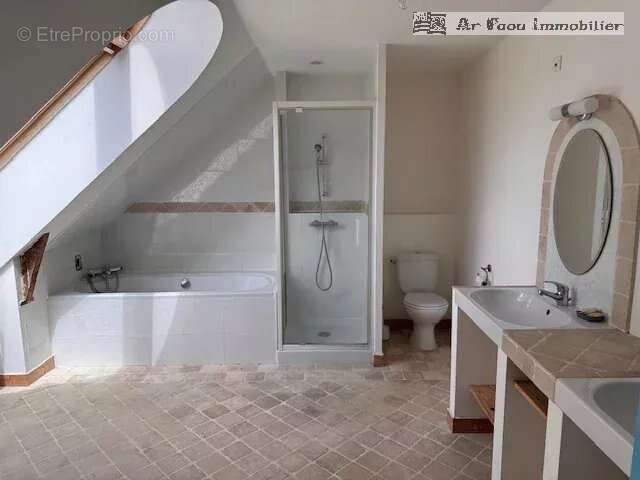 Maison à PONT-DE-BUIS-LES-QUIMERCH