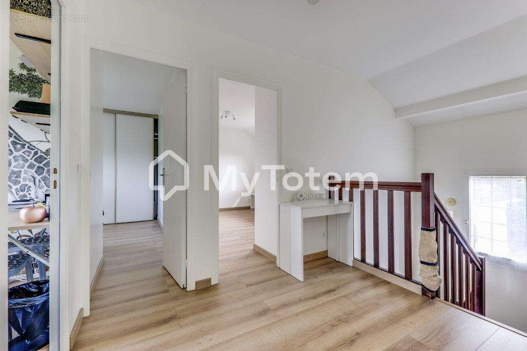 Maison à LOUVECIENNES