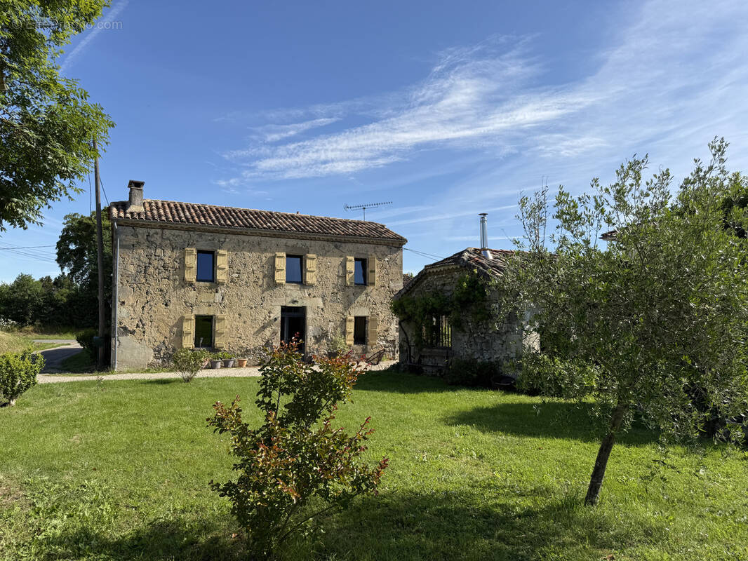 Maison à MONCRABEAU