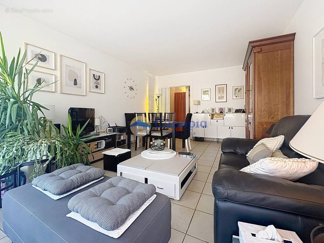 Appartement à CHEVILLY-LARUE