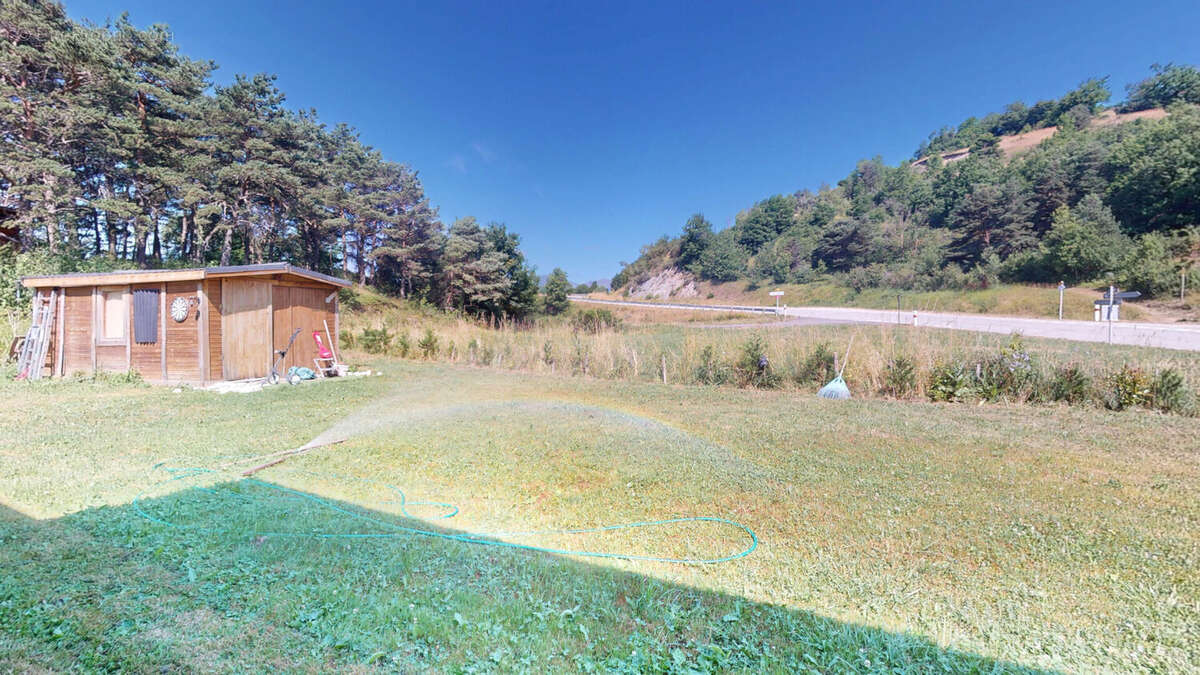 Maison à LA SALLE-EN-BEAUMONT