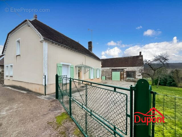 Maison à EAUX-PUISEAUX