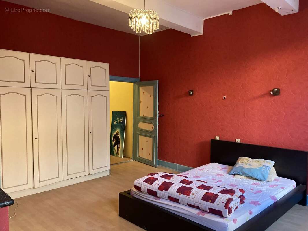 Maison à MONTESQUIEU-VOLVESTRE