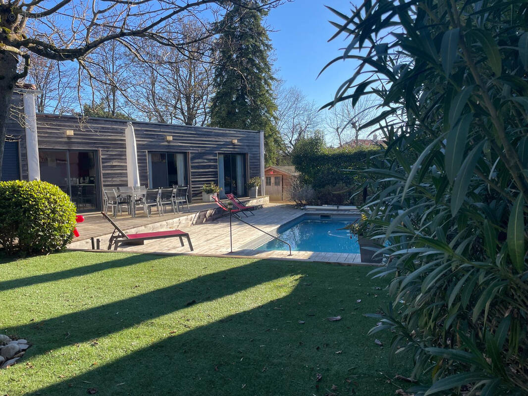 Maison à SAINT-CYR-AU-MONT-D'OR