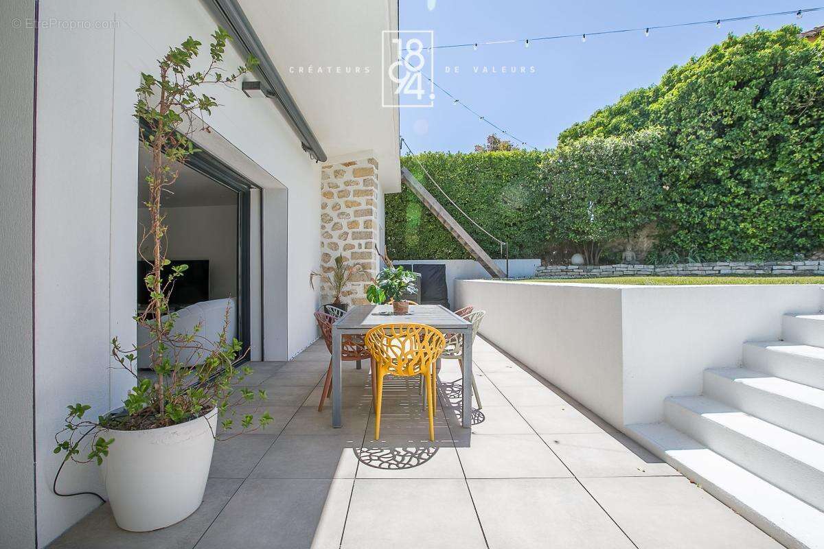 Appartement à MARSEILLE-13E