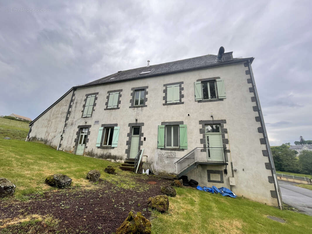 Maison à PERPEZAT
