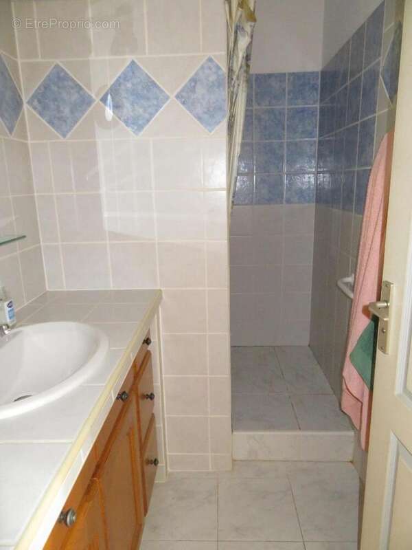   - Maison à DRAGUIGNAN