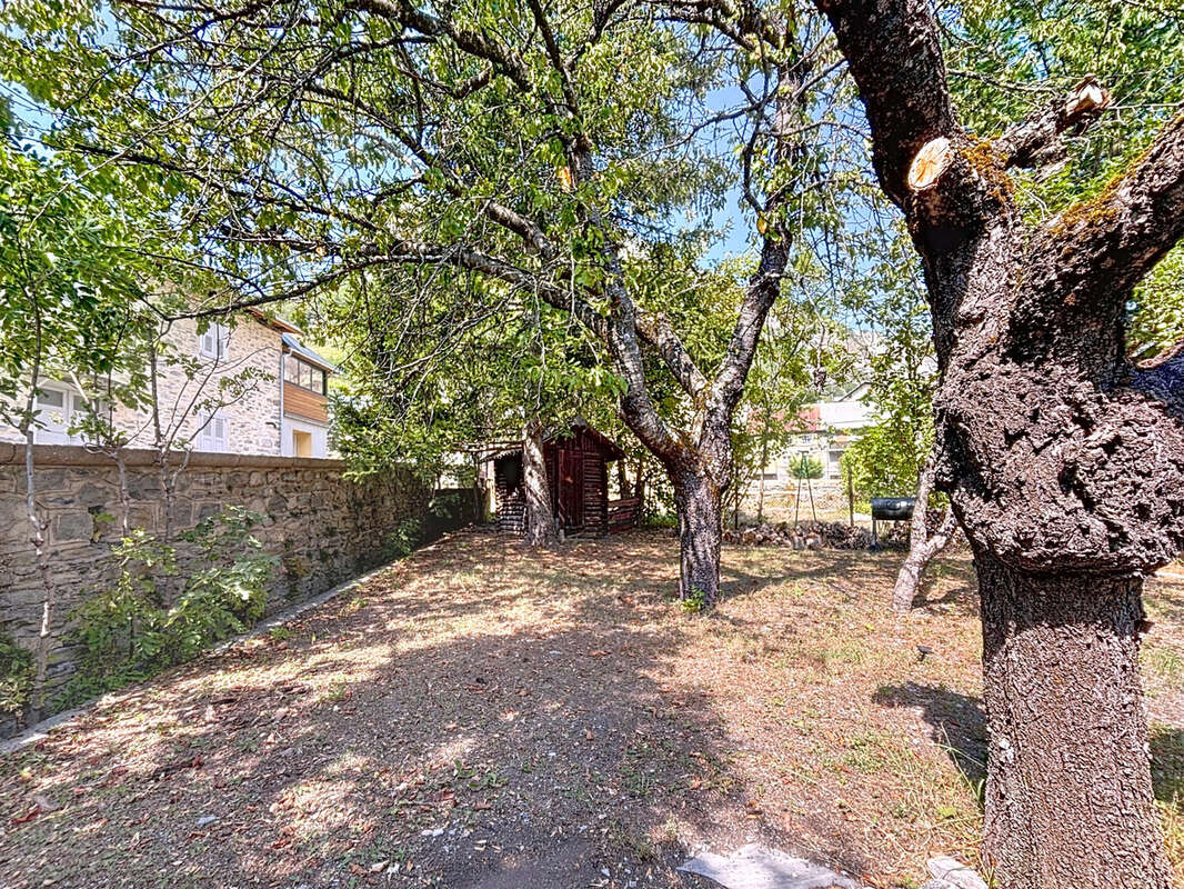Appartement à LA CONDAMINE-CHATELARD