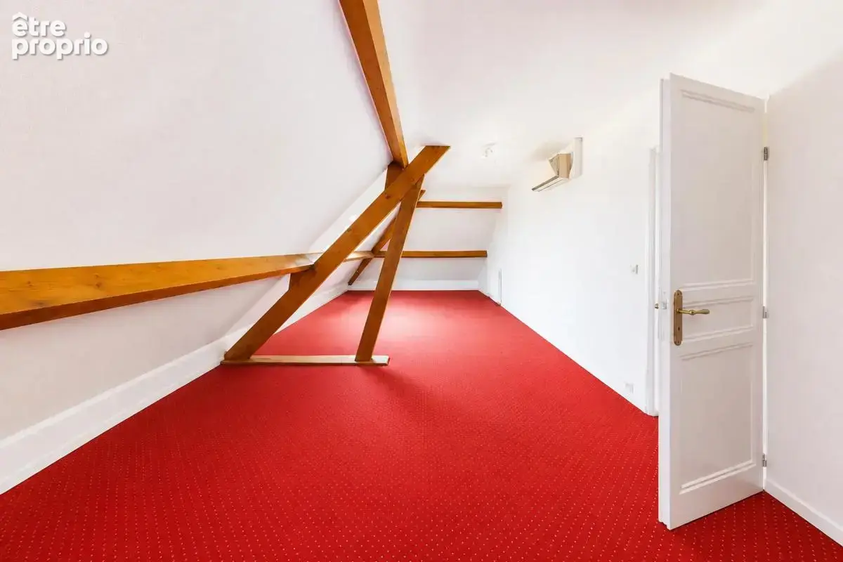 COURGENT : Maison - 203m²  sur 1380m2 de jardin - 5 à 6 chambres - photo 20