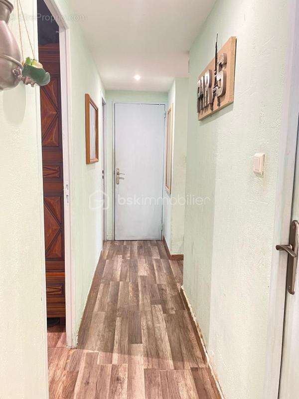 Appartement à PORT-DE-BOUC