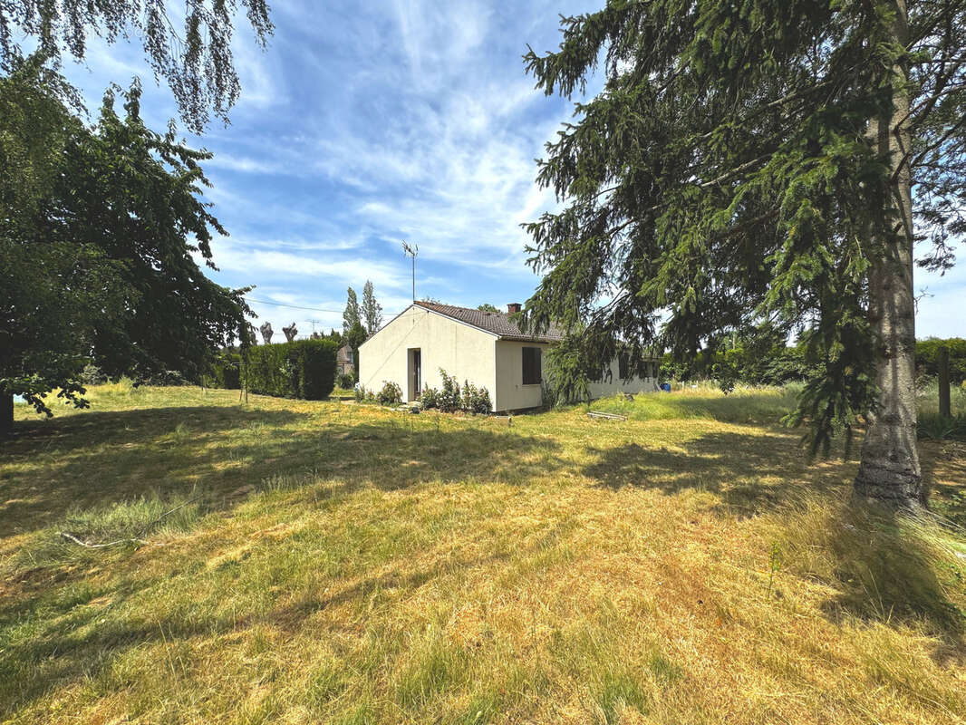 Maison à CHATEAUNEUF-EN-THYMERAIS