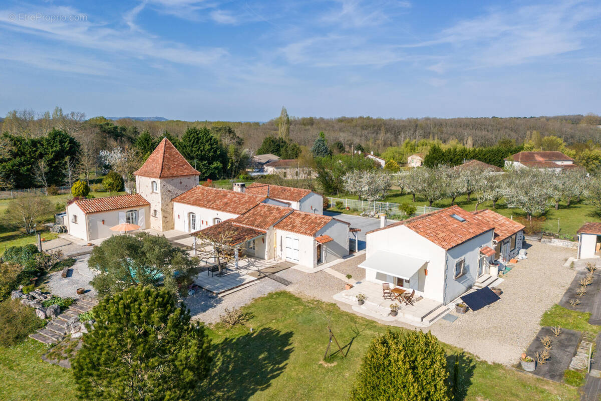 Maison à PENNE-D'AGENAIS