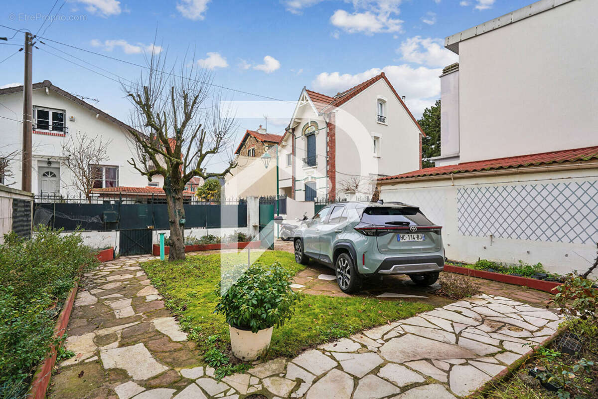 Maison à COLOMBES