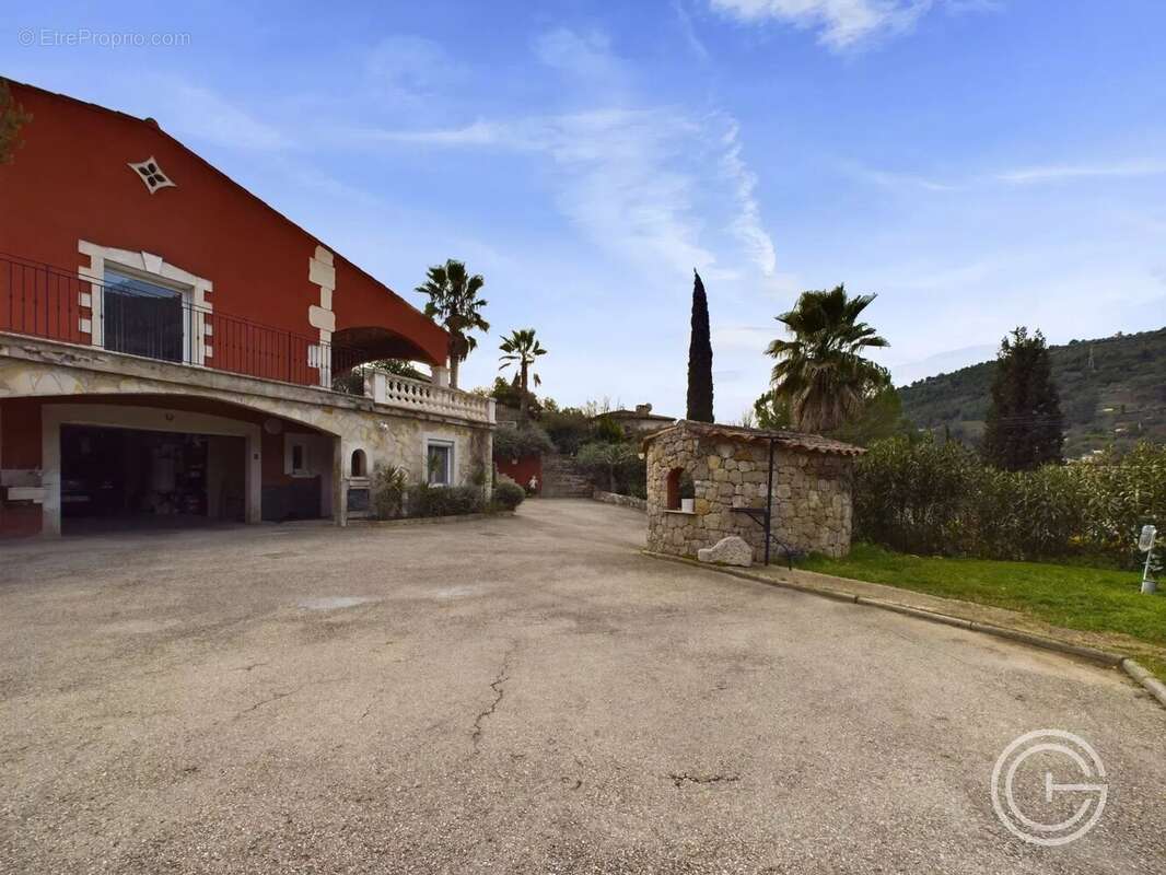 Maison en copropriété - Quartier du Crouzelier - Contes - photo 12