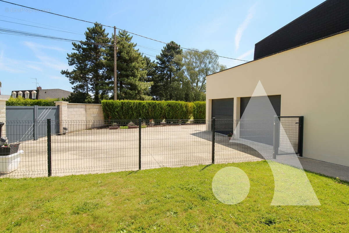 Maison Grandfresnoy 7 pièce(s) 147 m2 - photo 3