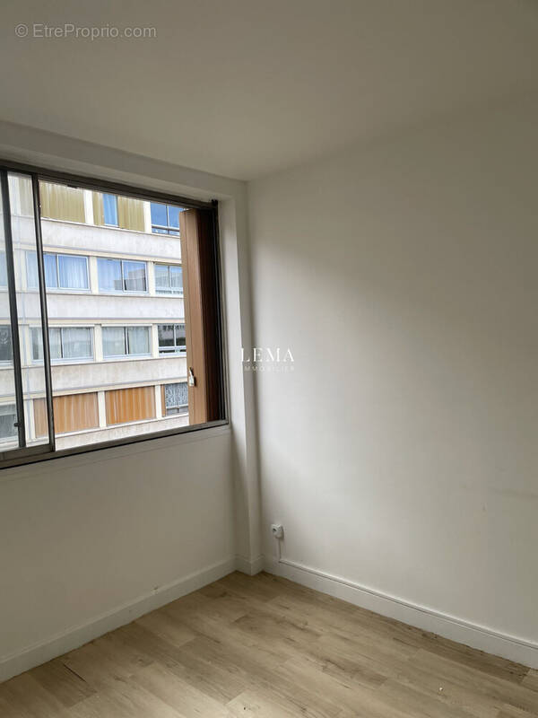 Appartement à LEVALLOIS-PERRET
