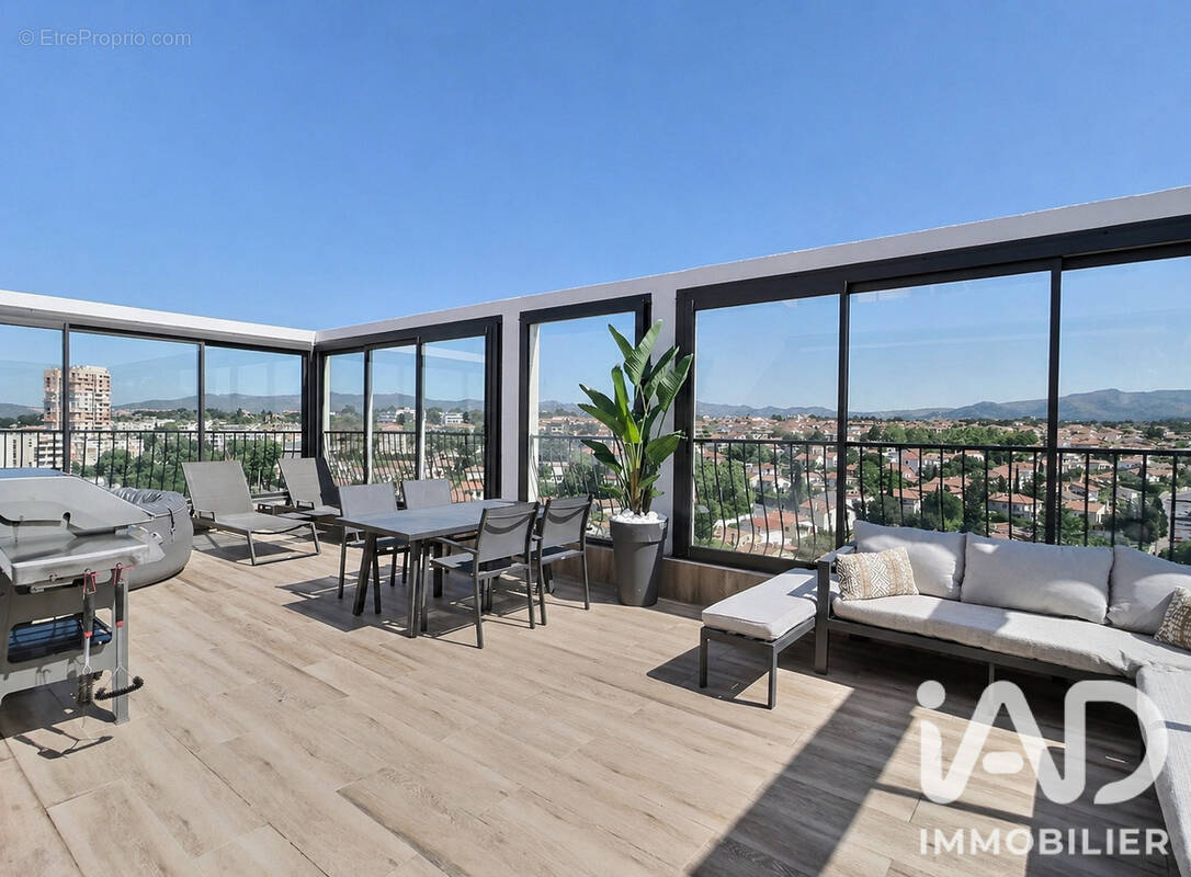 Photo 1 - Appartement à MARSEILLE-12E