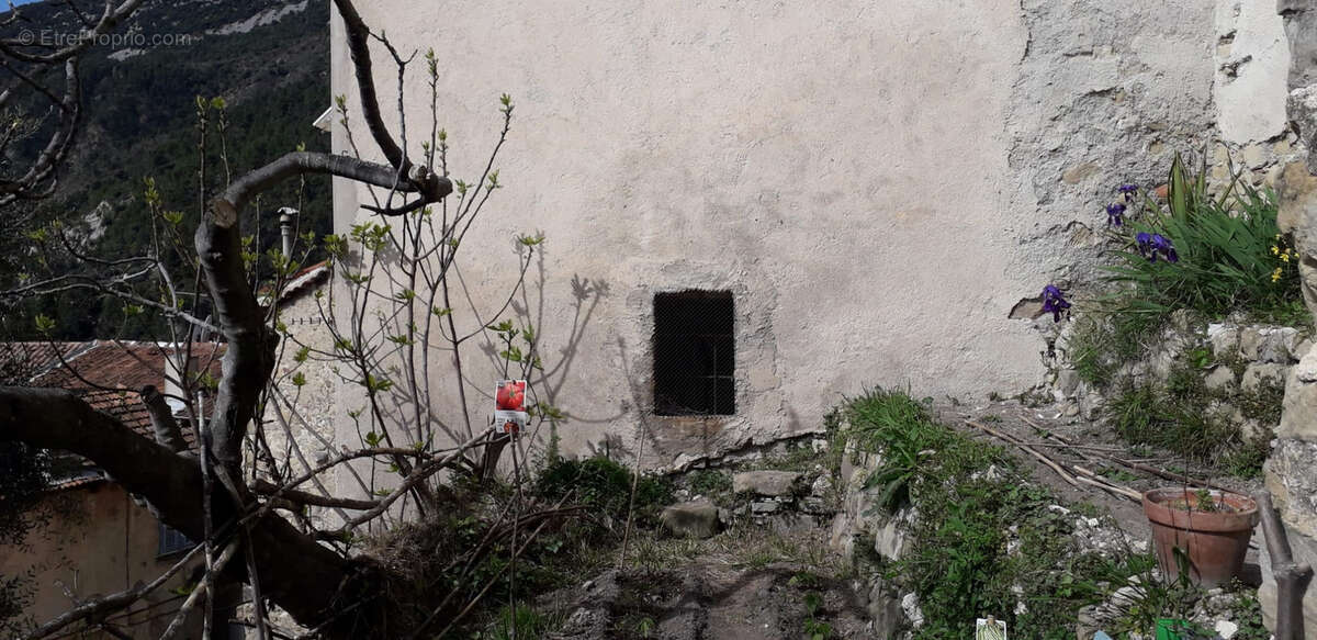 Appartement à COARAZE