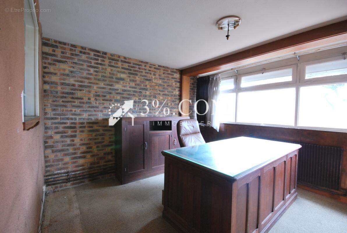 Maison à LA CHAPELLE-D'ARMENTIERES