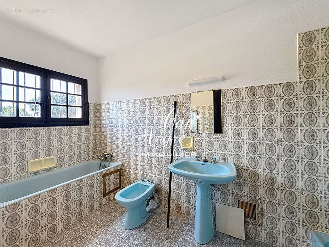 Maison de type 7/8 pièces à vendre à Bormes Les Mimosas - photo 12