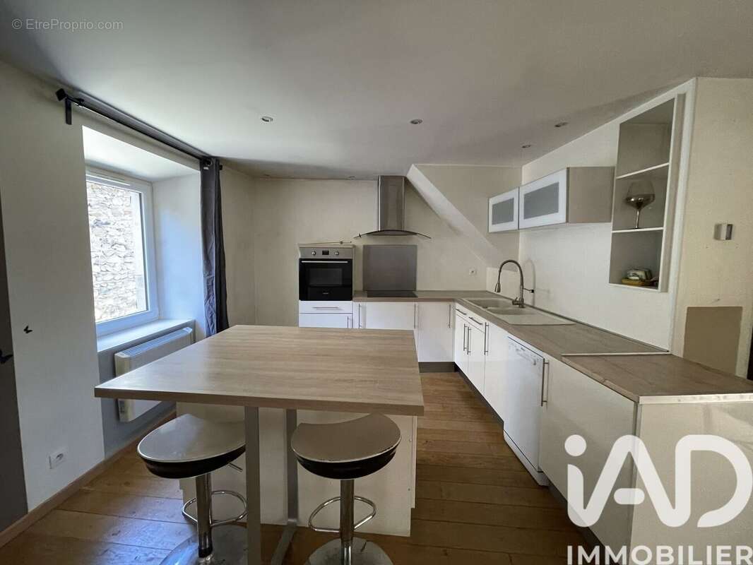 Photo 2 - Maison à BEAUCHASTEL