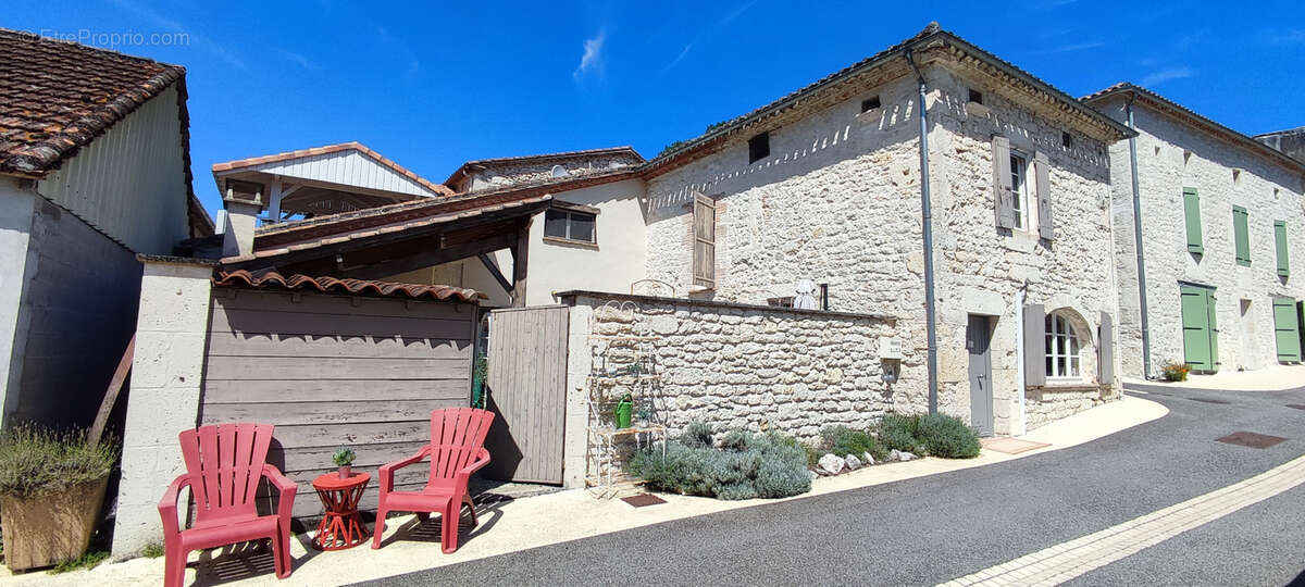 Maison à TOUFFAILLES