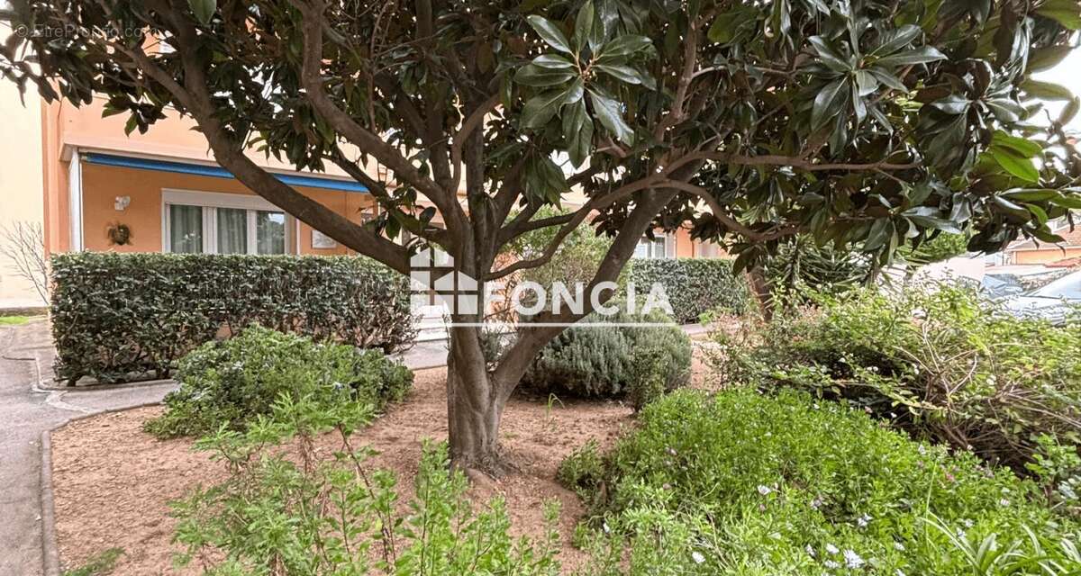 Appartement à SIX-FOURS-LES-PLAGES