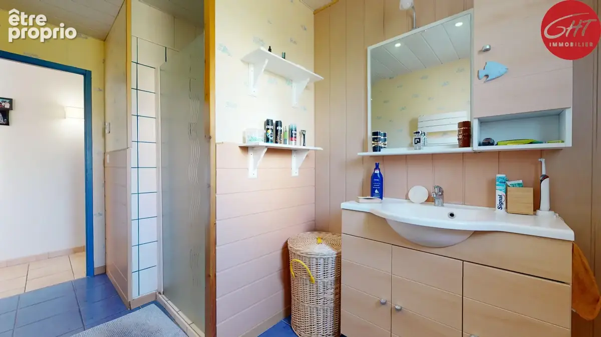 Maison familiale - 125 m2 - avec piscine - proche de Besançon - photo 16