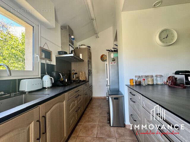 Maison 125 m² à Nimes  - photo 4