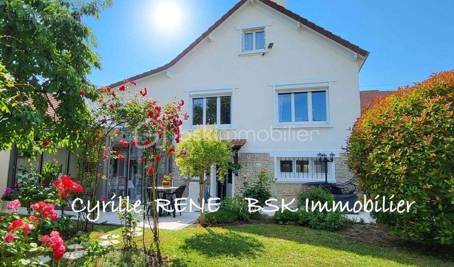 Maison à BROU-SUR-CHANTEREINE