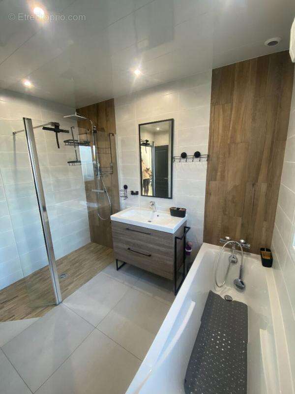 Maison à TOURVILLE-SUR-ODON