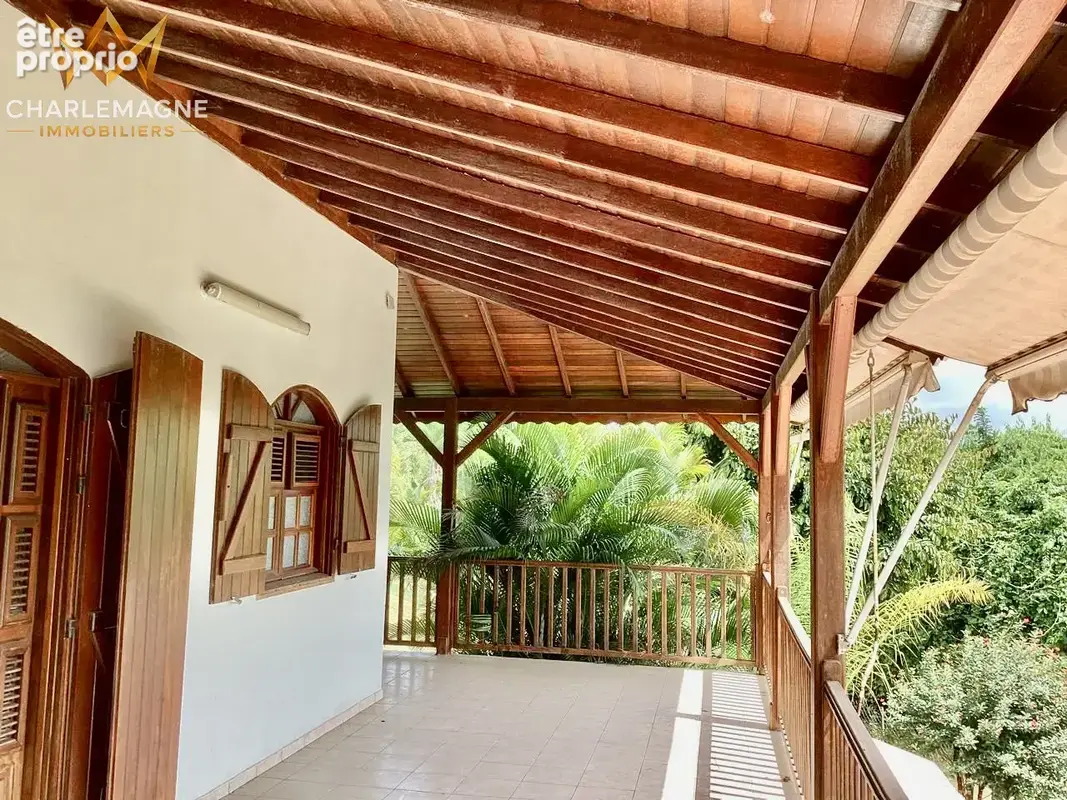 Belle villa + F3 indépendant à DUCOS (Martinique) - photo 9
