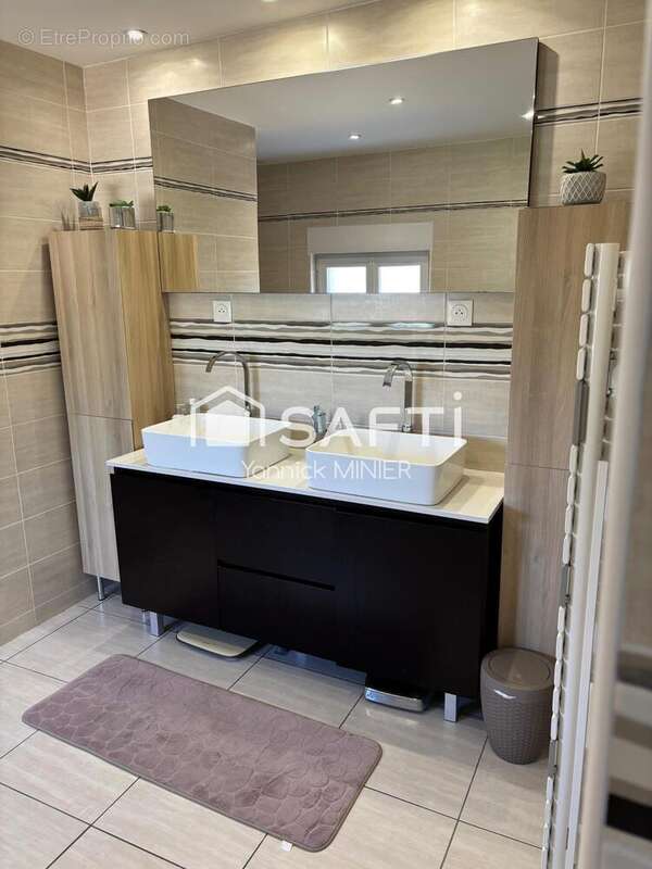 Maison 186 m² à Saint-Michel-Sur-Loire  - photo 7