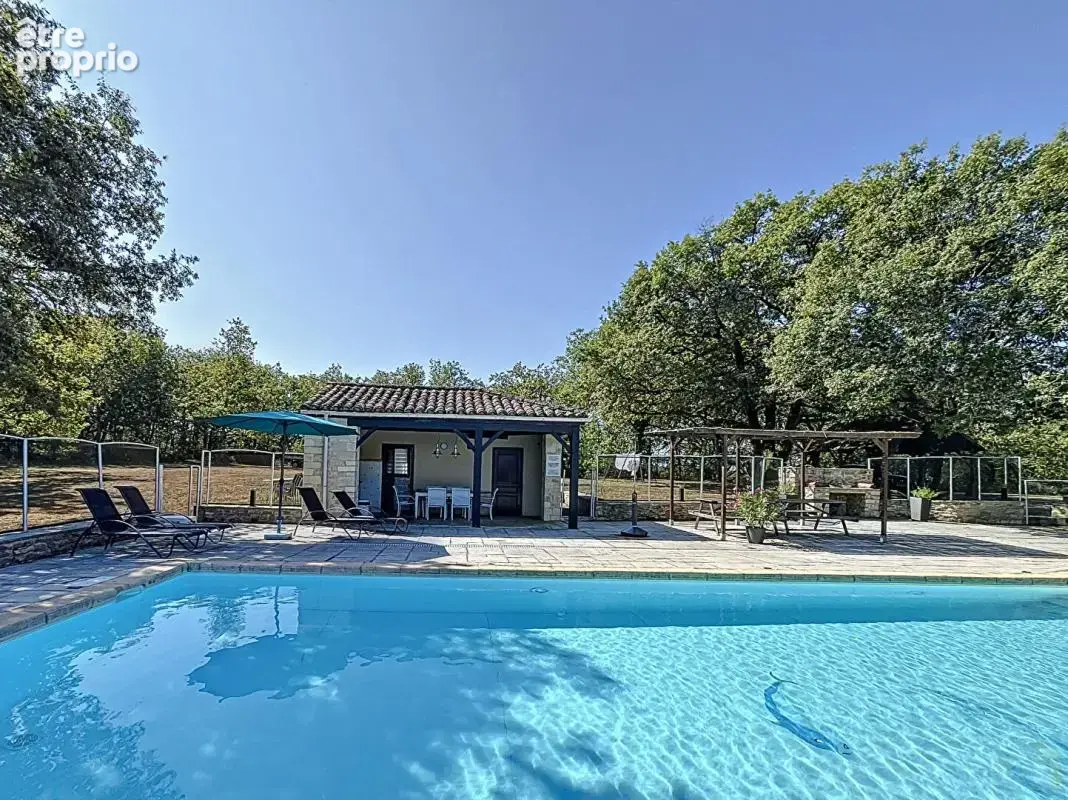 Domaine Gourdon avec piscine sur 13.5 hectares de terrain - photo 17