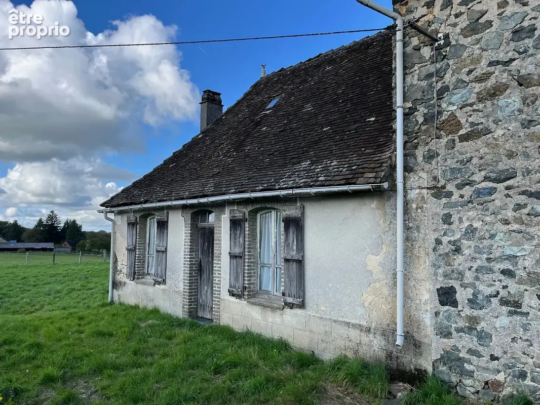 Mi-chemin Brive et Limoges - Belle fermette et dépendances a rénover - photo 7