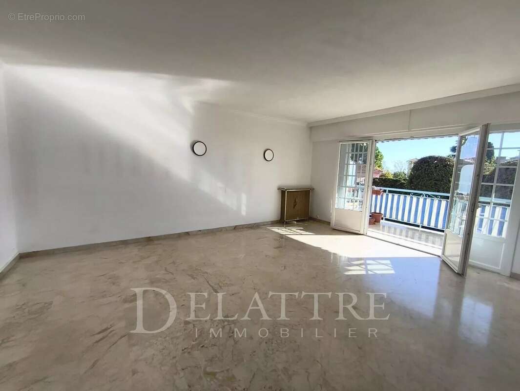 Appartement à VENCE