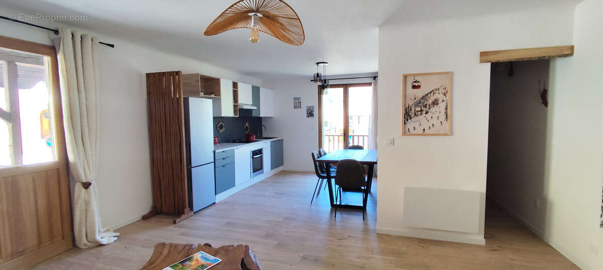Appartement à PELVOUX