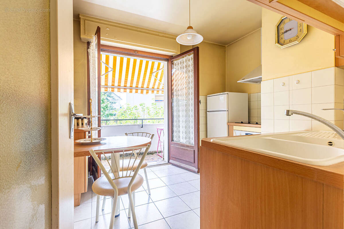 Agence immobiliere laforet - exclusivite - "jonquille" -  annecy secteur triangle d'or / parmelan - appartement t2 de 48,02m² -  - photo 5