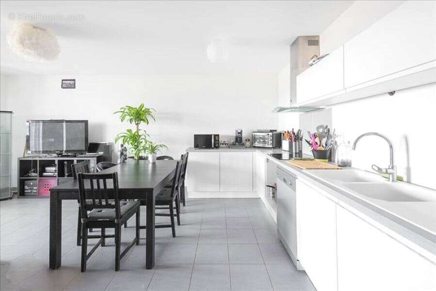 Appartement à CASTELNAU-LE-LEZ